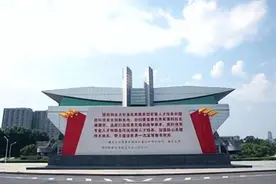 国防科技大学今年招收无军籍学员，无军籍未来如何发展你知道吗？图片