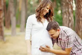 怀孕后准爸爸再忙，这三次产检也要陪同，对孕妈是种安慰图片