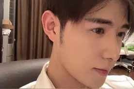 童锦程为博美女一笑，果断换上兔子装，粉丝：玩得真大胆图片