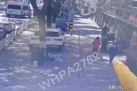 “我眼睛一睁开10点了一害怕老师批评担心父母责骂” 迟到不敢上学的小女孩被民警找到图片