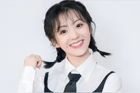 “95后小花”开年第一撕？“元气甜妹”田曦薇翻车预警？继李兰迪之后，田曦薇又与赵露思“杠”上了！图片