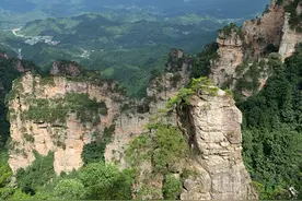 张家界森林公园避开人流从西门进，全程不排队图片