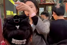 插队事件反转来了？女当事人发委屈小作文，分析下来没有多大改观图片