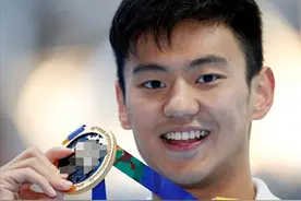 汪顺火了，才想起“亚洲飞鱼”宁泽涛，当年被开除，现在成了这图片