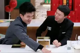 董宇辉转型上年度职场榜单，东方甄选后继有谁能扛起公司业绩大旗图片