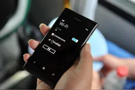 手机连上WiFi后，该不该关闭移动数据？中国移动给出了答案图片