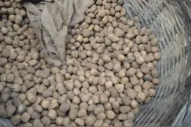 吃下这份山西零食，从此看见土墙都想舔两下图片