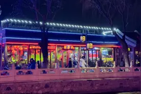 京城酒吧告别“燥热”！三里屯酒吧街退场，后海酒吧街渐热，早春已至，夜酒干一杯？图片