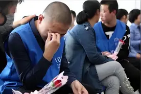 一名被关押两年的男子：我是因吃饺子不蘸酱油被抓进来的！图片