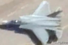 歼21空军版战机来了？或被中东王爷看上，成为国内首款外贸五代机图片