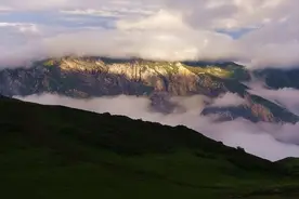 几乎每天都有人报警求助的徒步赏花地——九鼎山，为啥火了？图片