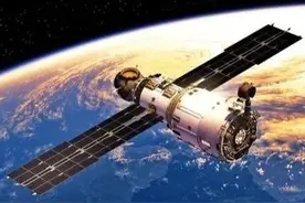 如何将1部智能手机变为微型私人卫星图片