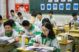 “民转公”方针大致敲定，民办学校老师怎么办？三条出路可以考虑图片