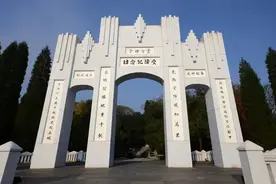 历史上的今天 2023年8月25号图片