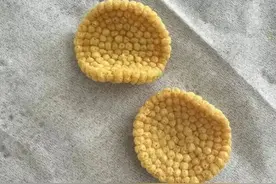 小米锅巴，是一颗颗小米粘在一起做出来的吗？图片