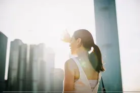 蕉下越卖越贵的“防晒利器”，是硬核防晒还是在割韭菜？图片