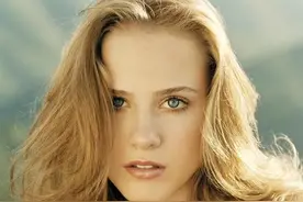 《西部世界》：饰演“德洛丽丝”的德妹，一个不同寻常的女人图片