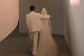 杨丞琳幸福晒婚礼现场照，知情人透露在泰国举办，领证5年好幸福图片