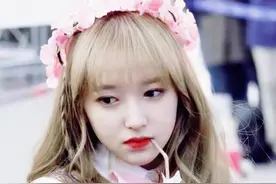 “跌落神坛”程潇：在韩娱当孙子，在内娱是大爷，好牌打得稀烂图片