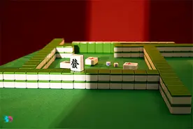 70岁老人打麻将突发中风，老年人到底该不该打麻将图片