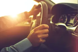 深圳发布最新通告！事关新能源小汽车图片