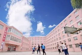 在八十年代上中专和上技工学校有什么区别？哪一种学校更好？图片