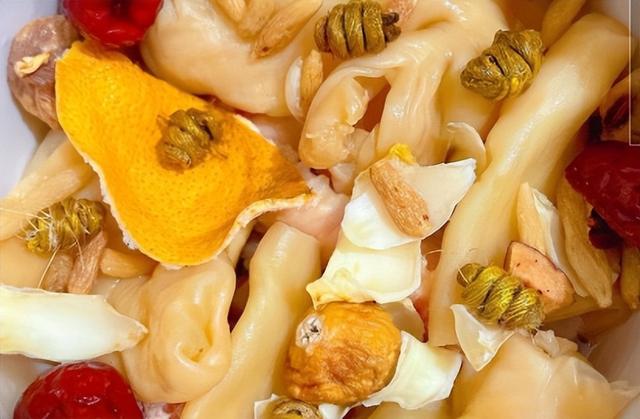 红枣莲子排骨花胶汤 2026年红枣莲子炖花胶