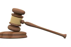 什么？律师打官司居然要先收费？图片