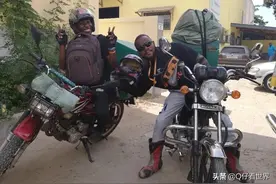 在非洲卢旺达开工厂一年收入100万，我还是接受不了毅然回国图片