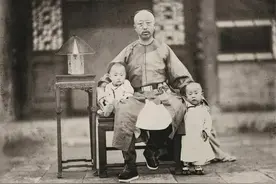 1894年5月21日北洋海军演习，观战的外国人惊叹北洋海军训练精严图片