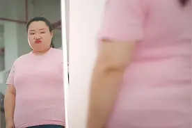 为变瘦，济南女子坚持5年过午不食，她的现状，引起人们反思图片