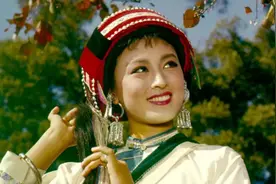 永远的阿诗玛杨丽坤去世22年，丈夫和两个双胞胎儿子后来怎样了？图片