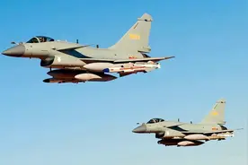 巴铁飞行员对歼-10C的评价：歼-10C非常危险，但也有一定缺陷图片