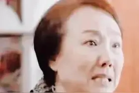 61岁阿姨哭诉：和姐姐抱团养老半年，她越过越滋润，我越过越难受图片