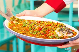 大厨教你做豆豉鱼，特色川菜做法，鱼肉鲜嫩入味，非常好吃图片