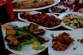 越南媳妇嫁到中国农村，第一次参加喜宴被吓到：一顿饭二十个菜？图片