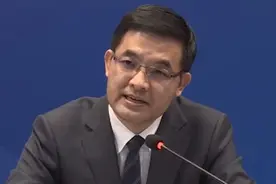 邮储银行董事长张金良调任建行 拟出任行长图片