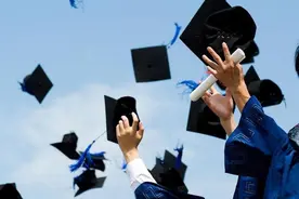 这几个含金量很高的中外合作办学硕士，不出国拿国外学历图片