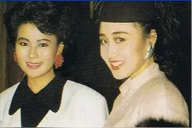 利智：被李连杰宠爱34年，外人看来是掉进蜜罐，甜蜜背后全是眼泪图片