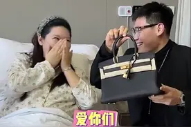 有钱!张宁妻子生下大胖小子,宁子送33万宝格丽蛇手镯+20万爱马仕图片