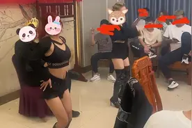 丈夫过生日，妻子安排年轻女子跳舞，引朋友羡慕：以后别偷偷看了图片
