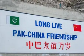 中国车队在瓜达尔港遇袭：交火2小时 凶手是惯犯 需关注两个动向图片