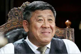 同样是演“高彬”，程煜和倪大红放在一起看，差别就出来了图片