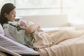 坐月子养护需包容“隔阂”，身心“全面恢复”图片