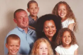 黑人的基因那么强大，如果人类起源于非洲，为何会有白皮肤的人？图片