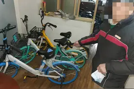 共享单车变“独享” 男子半年“捡”了8辆车图片