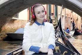 23岁意大利超模远嫁厦门小伙,1年后生黑发女婴,感慨：以为抱错了图片