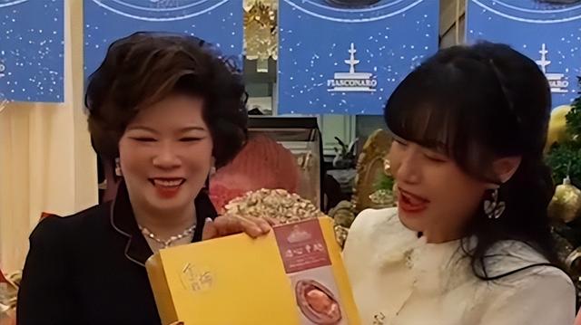 燕窝花胶 有钱人都吃 2026年燕窝花胶有用吗