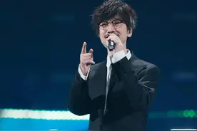 周传雄，不委屈，他有更好的节目去图片