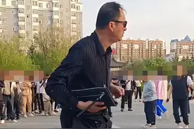 后续来了！广场舞王“夹包哥”遇害，凶手竟素不相识，只因你瞅啥图片